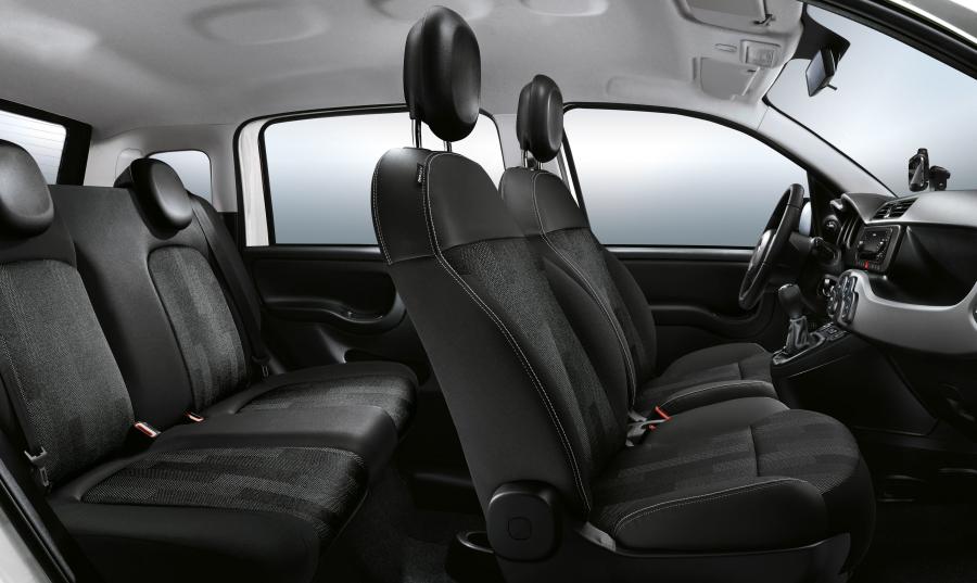 Интерьер Fiat Panda City Cross (319) 2017 года  (фото 34 из 48)